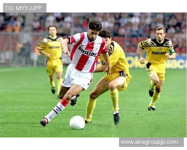 足球明星破空的传奇故事与他在绿茵场上的辉煌成就揭秘