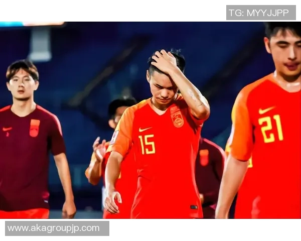 足球明星齐聚送祝福共同抗击疫情传递希望与力量